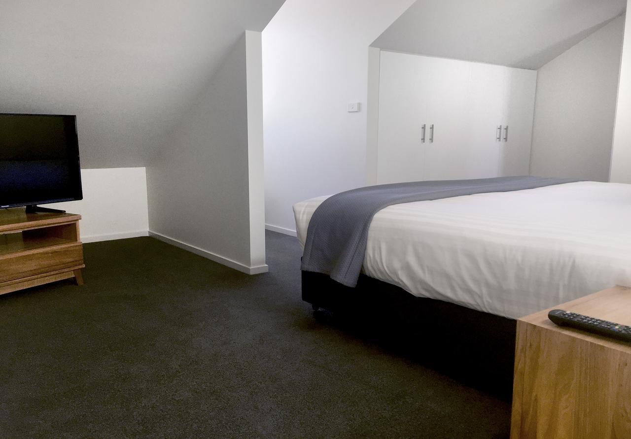 Sullivans Cove Apartments Hobart Kültér fotó A room at the hotel